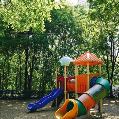 Projet A : Création d'une aire de jeux pour les enfants à Méron